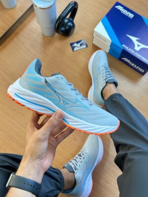 Tênis Mizuno Wave Rider 28
